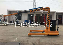 察哈尔右翼后旗随车吊机小型履带吊5吨察哈尔右翼后旗当地随车吊货车轻卡搬运随车吊机